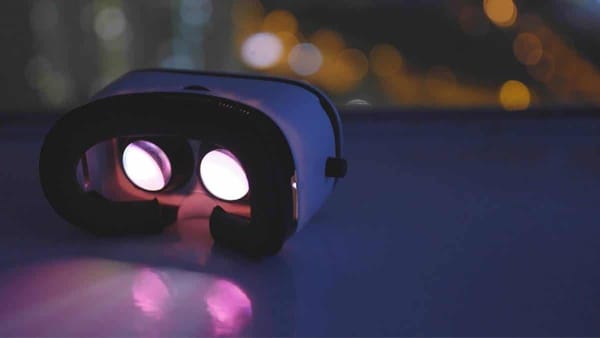 Valve Deckard Adında VR Başlık Geliştiriyor!