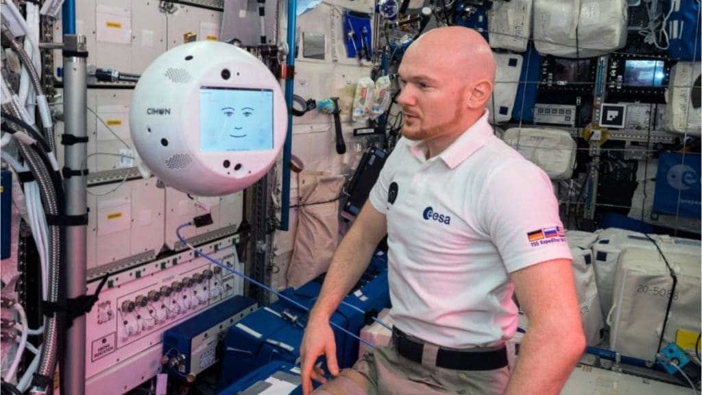 CIMON-ve-astronot